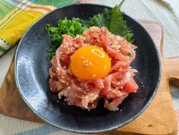 ピリ辛生ハムユッケ／ハマごはん【お手軽レシピ】　公式Xより