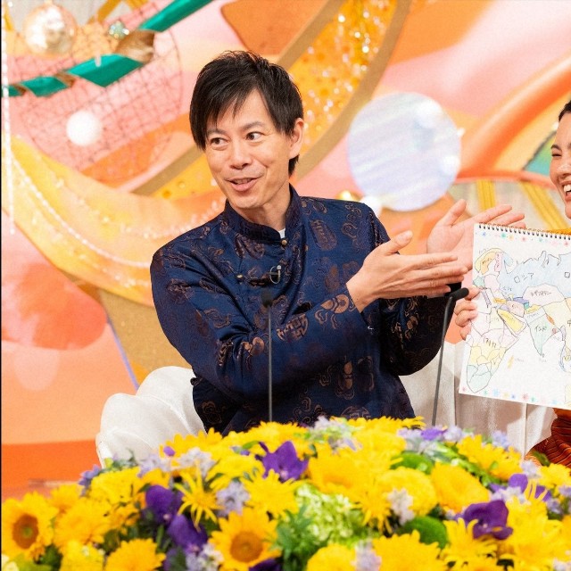 世界一周中に3度も再会したという2人＝「新婚さんいらっしゃい！」ⓒABCテレビ