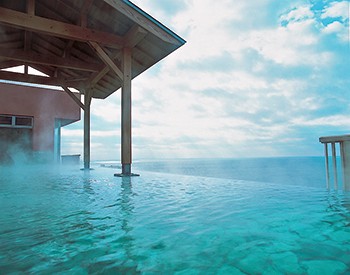 赤沢温泉郷 赤沢日帰り温泉館／静岡県（提供画像）