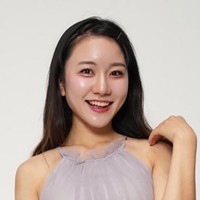 ＜アフター＞笑顔を見せる村上さん／村上さん（@karen0v0no1）提供