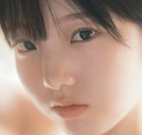 本田真凜1st写真集より