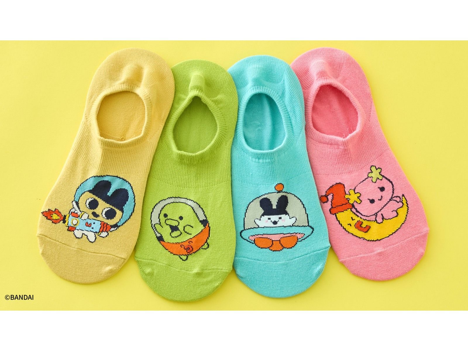 たまごっち×ココピタ! かわいすぎるコラボソックスが販売中。人気の たまごっち×ココピタ! かわいすぎるコラボソックスが販売中。人気の