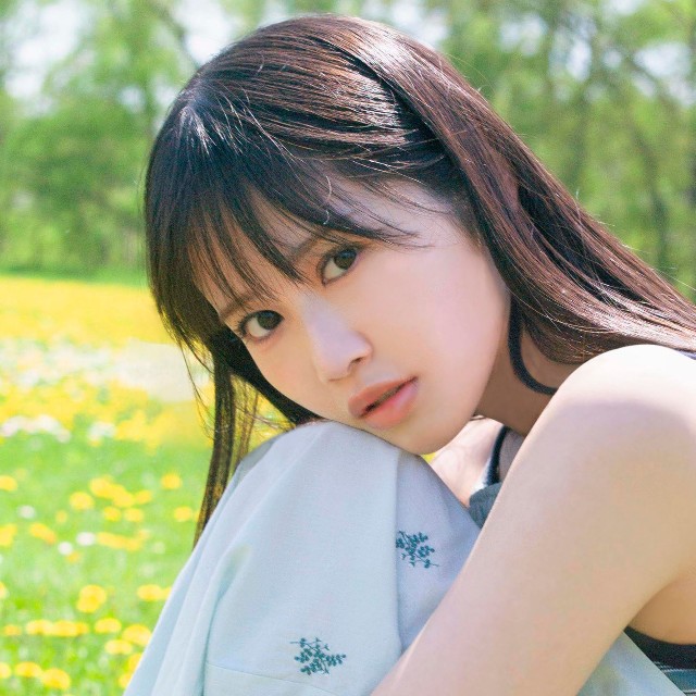 STU48中村舞2nd写真集より（撮影／細居幸次郎）