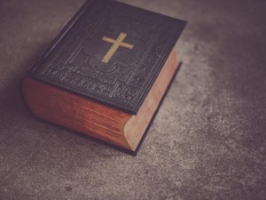 ゲイカップルを指さす両親に育てられた私もホモフォビアだった