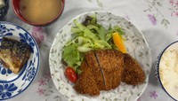 実際に東幸海運の船舶で提供されている食事（東幸海運株式会社提供）