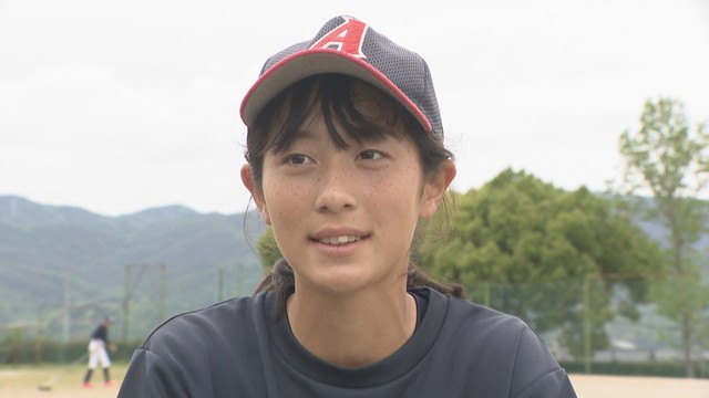 岡山市立御津中学校の赤木未来さん（中３）が女子ソフトボールのU15日本代表に選出