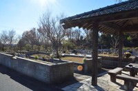 東屋がシンボルになっている区画