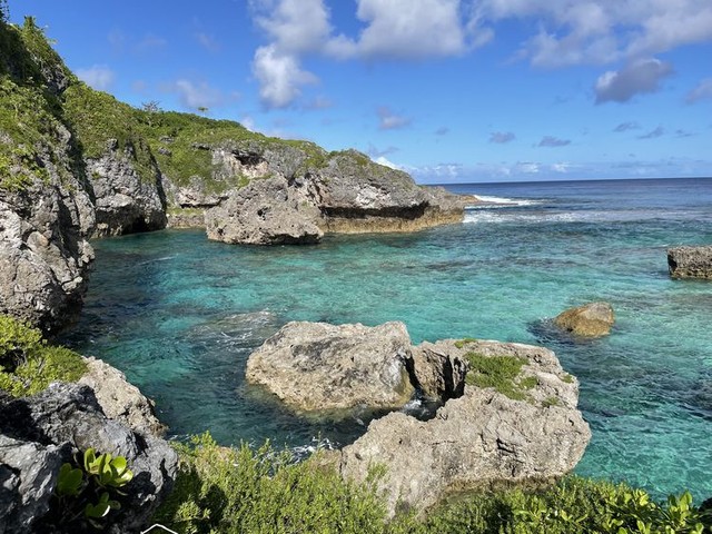 透明度が高いニウエの海
