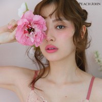 ランジェリーブランド「PEACH JOHN（ピーチ・ジョン）」の新ビジュアルに起用された内田理央