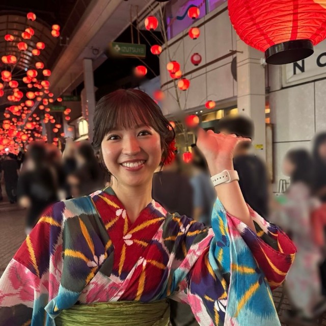 テレビ山口アナウンサー亀井晴加さんの公式インスタグラムから