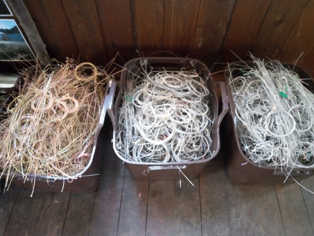 素材によって分別される弦