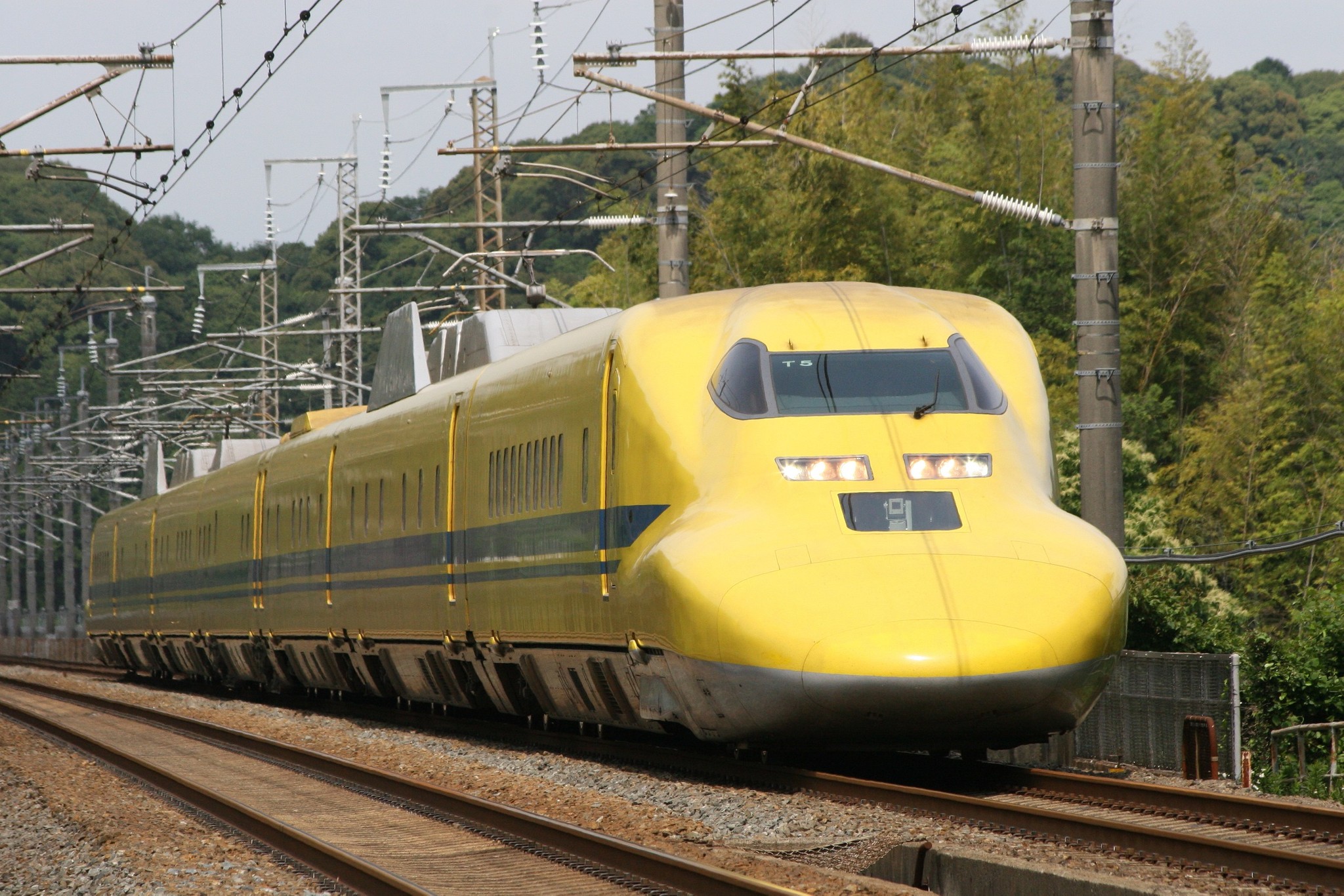 新幹線の安全守る ドクターイエロー 活躍の裏側を取材 知られざる秘密もあった ほ とせなnews