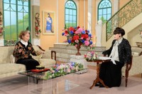 黒柳徹子さん（右）に結婚式の秘話を披露