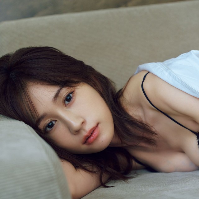 未解禁カットを特別公開 　前田敦子写真集『Beste』（ベステ）中面カット（C）講談社 撮影／北岡稔章