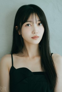 「blt graph.vol.113」（東京ニュース通信社）の予約特典で入手できる乃木坂46・久保史緒里のポストカード
