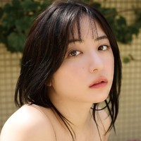 「ENTAME 36℃ vol.05」（徳間書店）に登場した麻倉瑞季のセブンネット限定ポストカード