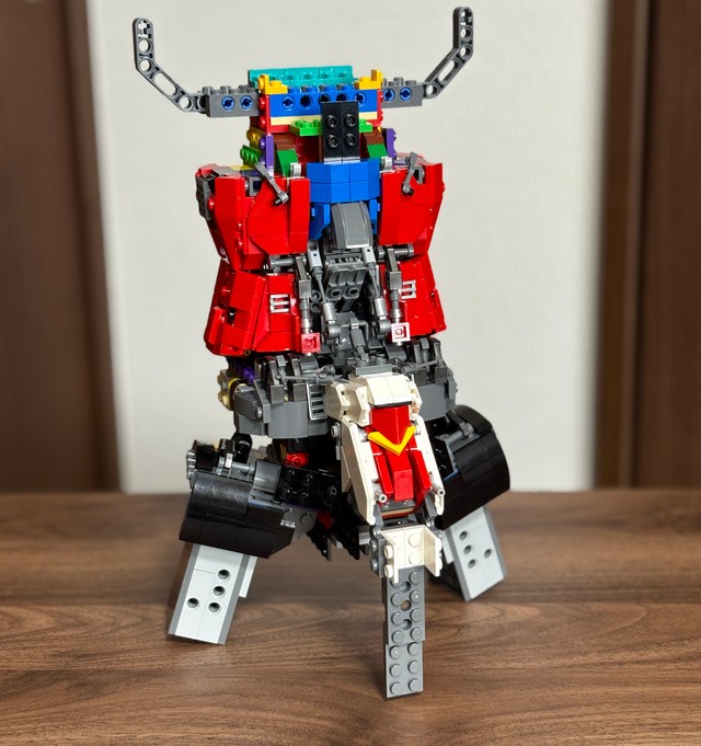 作品の一部。細部まで全て非接着で制作に挑む／セイレイさん（@seirei526）提供