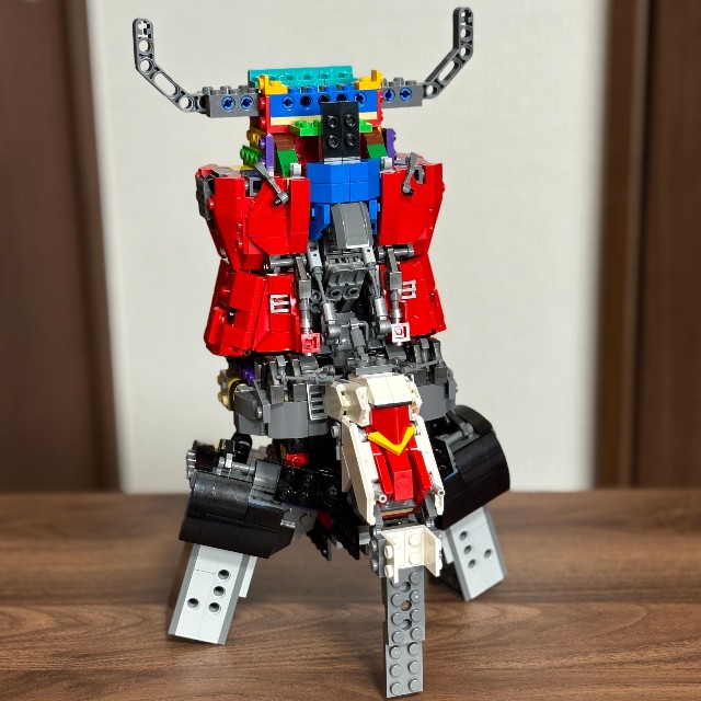 作品の一部。細部まで全て非接着で制作に挑む／セイレイさん（@seirei526）提供