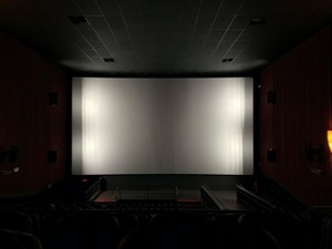 映画の世界に没頭したい。精神と体調を整えるため、よく寝ておくべし