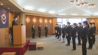 岡山県庁　新規採用職員に辞令交付　180人の職員が新たに採用