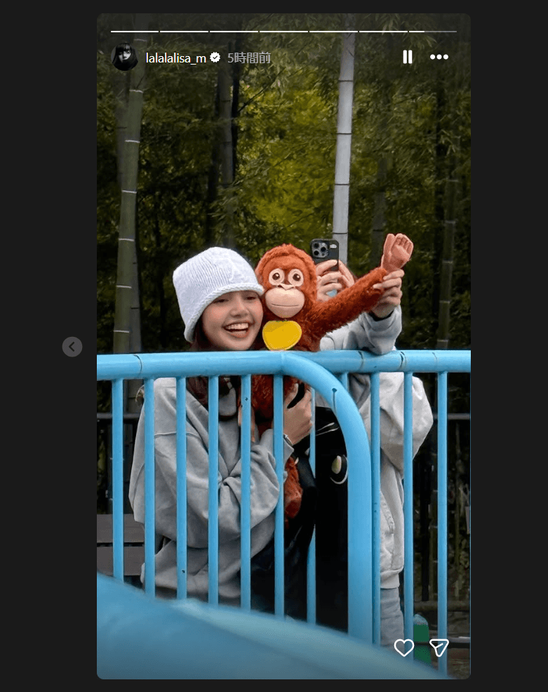 BLACKPINKリサのインスタグラム（＠lalalalisa_m）より