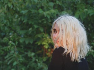 金髪にイメチェンした私への冷たい反応で、彼の気持ちがわかった