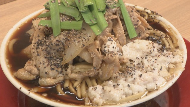 生姜焼きやニンニクがたっぷり！甘辛いスープが太麺に絡むスタミナラーメン　岡山【ほっとマルシェ】