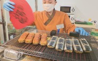 釧路のご当地グルメ、魚政の「さんまんま」
