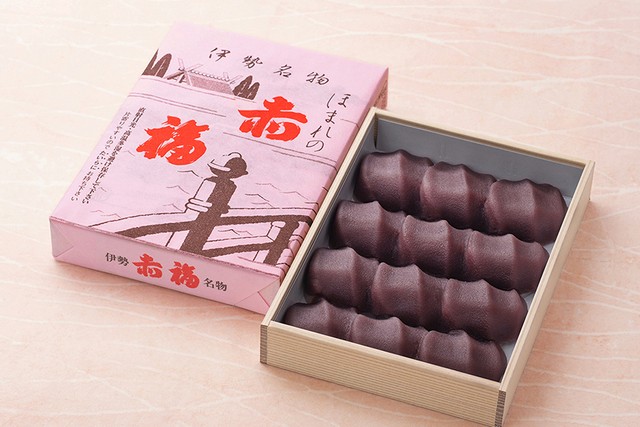 箱の上蓋の文字の向きと同じ向きが「赤福餅」の正しい向き。折箱12個入1300円（提供：赤福）