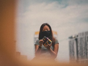 マスクが当たり前の世の中で始まった恋愛で気付いた「表情」の奥深さ