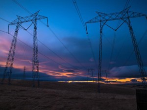 教室から見えた５色のテレビ塔。今も先生を思い出します