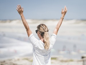 「姉は良くできて、あなたはバカね」。先生には悔しさと感謝しかない