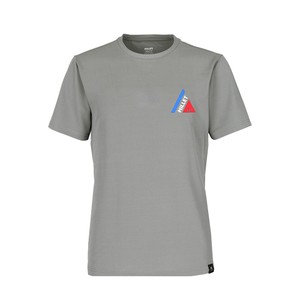 画期的な汗染み防止素材でクリーンに装える、ミレーのTシャツ。