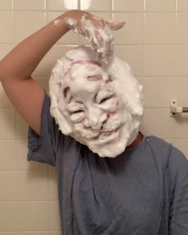 洗顔ものまねより、永野さん ※杉浦由梨さん提供