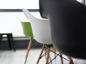 就職活動に怯えたあたしは、内定欲しさに自分らしさを見失った