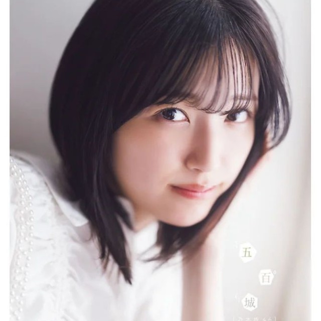 「週刊少年チャンピオン」21+22号の表紙＆巻頭グラビアを飾った乃木坂46の五百城茉央さんⒸ秋田書店Ⓒ乃木坂46LLCⒸ藤本和典