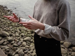 絶望しか教えない家族に、もう僕の存在を与えない。自由のため生きる