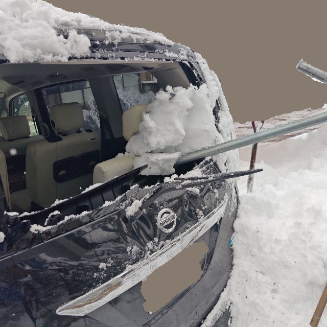 約40センチの積雪で発生した、思わぬアクシデントの現場／安川さん（@yas_k15）提供