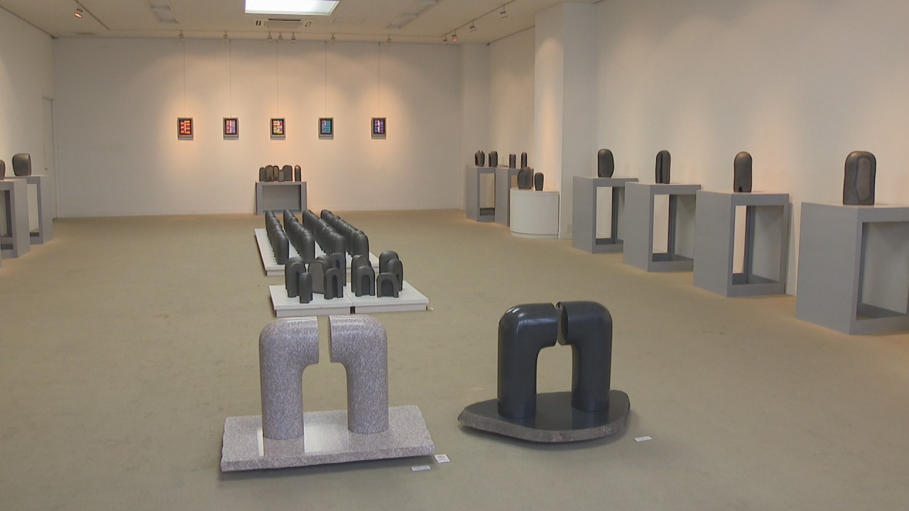 95歳の世界的彫刻家・速水史朗さんが坂出市で新作個展「粘土と格闘し