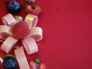 値段を再検討、撮り方を工夫、インスタで宣伝…1か月でやっと手作りアクセサリーが売れた