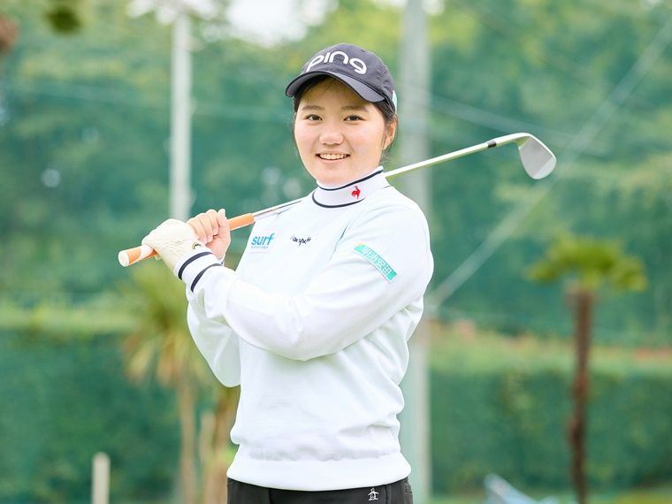 一本通った強い芯　新地真美夏　足元を見つめながら世界へ