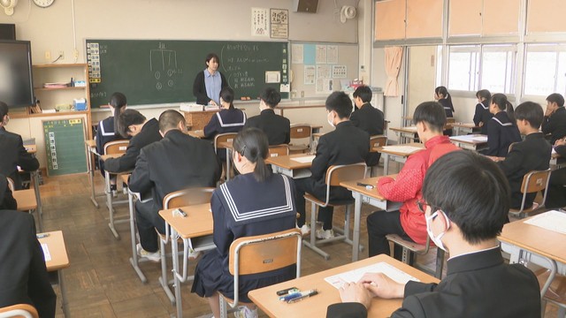 香川県の全国学力調査結果　算数・数学が全国上回る　記述式の問題で無回答が多く表現を工夫する力などに課題と県教委分析