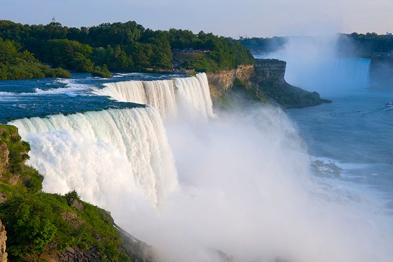 ナイアガラよりも大きい滝 きじーが学ぶ！世界三大瀑布ナイアガラの滝(Niagara Falls) | カナダ