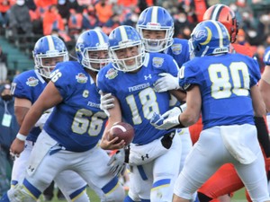 関西学院大学の平尾渉太、最後の最後に主役になったファイターズQBの4years.