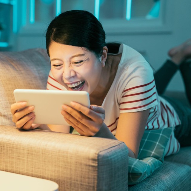 さあお楽しみの…自由時間！　※画像はイメージです（PR Image Factory/stock.adobe.com）