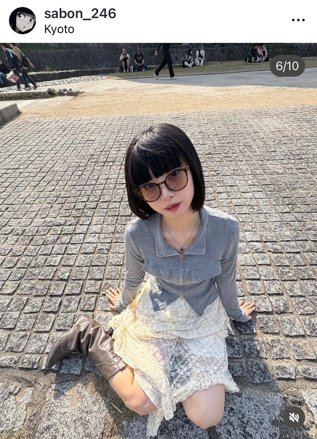 モードからガーリーまで…いろんな洋服を楽しみます。