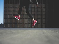 スマホを閉じたら今まで鈍っていた感覚が蘇ってきた。おかえり、私