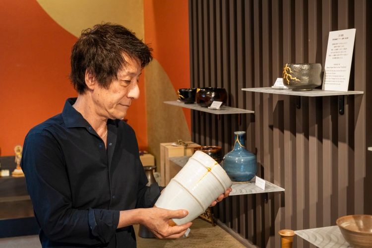 末崎広樹さん=2025年7月、京都市内、楠本涼撮影