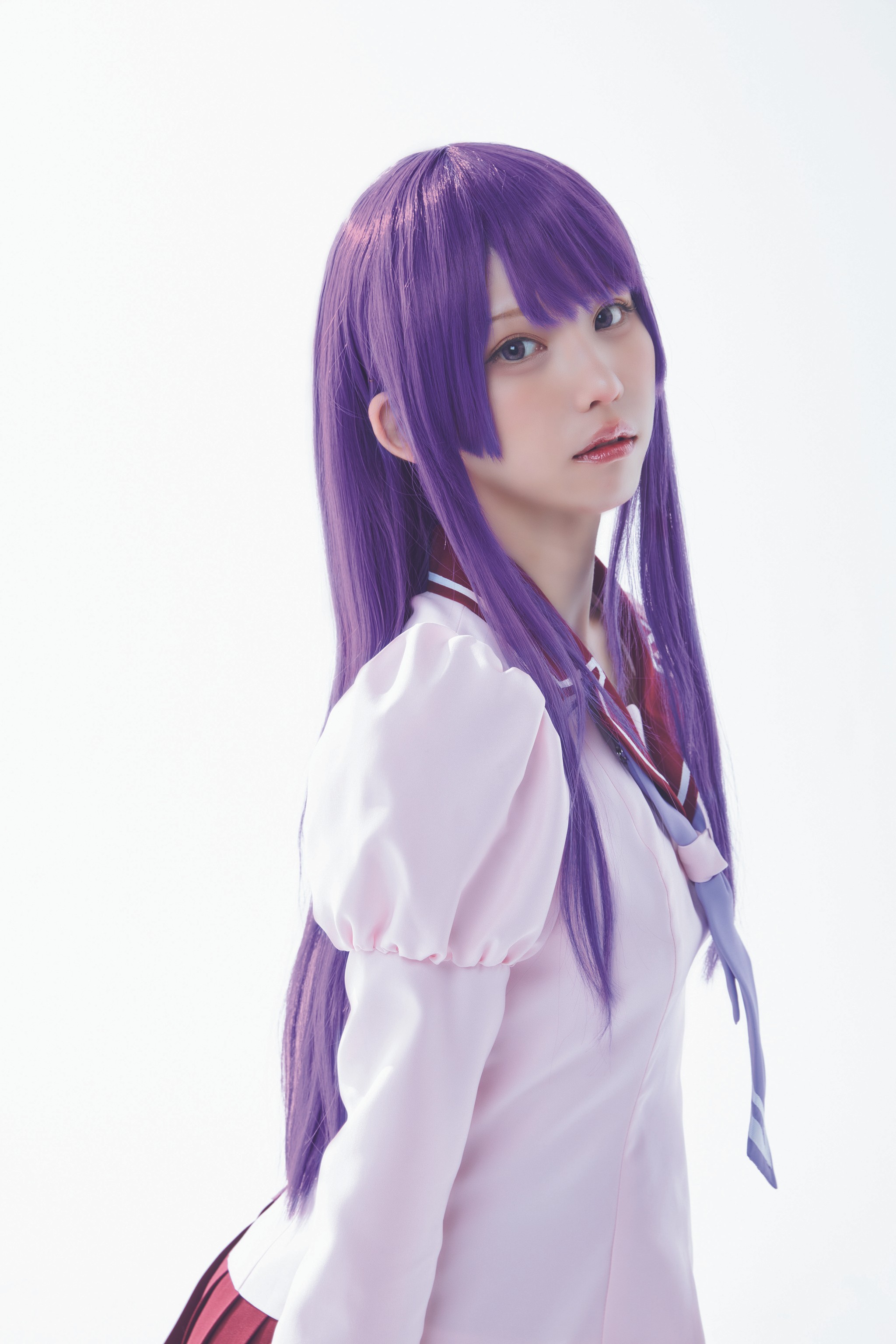 人気漫画「化物語」が完結！えなこが記念コスプレでヒロインになった