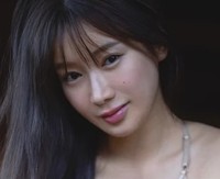 新海まき1st写真集『刻に咲く』©西田幸樹／講談社